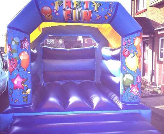 party bouncy castle milton keynes
